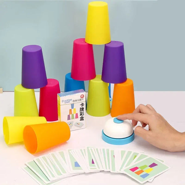 Montessori Stapelbecher Spiel mit Karten für Kinder